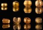 Ägyptische Schmuckperlen aus Goldglas -