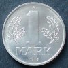 DDR 1 Mark S.15 / Al / Staatswappen - Wert zwischen Eichenblättern -
