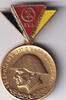 Deutschland, DDR, Reservisten Medaille in Gold, für 10 Jahre Wehrdienst, -