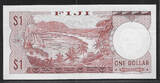 FIJI 1 Dollar (1974) Reine Élisabeth II. Serie: B/2 . Presque SUP