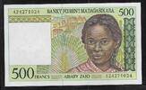 MADAGASIKARA/MADAGASCAR 500 Francs/ 100 Ariary Zato Junge Frau aus Madagaskar. Jeune femme malgache. Serie: A . -