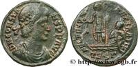 L'EMPIRE CHRÉTIEN (337 après J.C. à 363 après J.C. Demi-maiorina, (PB, Æ 3) CONSTANS Thessalonique 348-350 (18,5mm, 2,25g, 11h) -