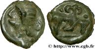 FRANCE Potin au taureau et au lis, classe II HAUTE ET MOYENNE SEINE Ier siècle avant J.-C. (18,5mm, 3,19g, 9h) -