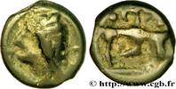 FRANCE Potin au taureau et au lis, classe II HAUTE ET MOYENNE SEINE Ier siècle avant J.-C. (16,5mm, 3,02g, 3h) -