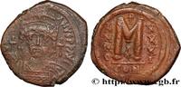 L'EMPIRE D'ANASTASE À MAURICE TIBÈRE (491-602) Follis JUSTINIEN Ier Constantinople 557-558 (30,5mm, 17,57g, 7h) -