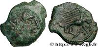 FRANCE Bronze à l’aigle et à la croisette CARNUTES (Région de la Beauce) Chartres (28) Ier siècle avant J.-C. (18mm, 3,59g, 10h) -