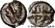 FRANCE Potin au taureau et au lis, classe Ia HAUTE ET MOYENNE SEINE Ier siècle avant J.-C. (18mm, 2,91g, 3h) -
