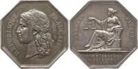 Frankreich, 3. Republik, Stadt Paris Oktogonale Silbermedaille v. Barre u. Tiolier, Comissaires Priseurs a Paris, Justitia sitzt n.l. -