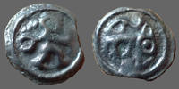 Remi, Rèmes REMES, REMI, région de Reims  au guerrier ? Courant, animal à droite au-dessus une fibule, 21mm, 5,36 grms, DT.155 TTB+ potin  ss+