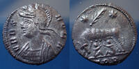 Roman Empire nummus URBS ROMA, nummus Trèves, Trier, Treveri, louve, wolf, palme entre deux astres, 17mm, 2,24 grms, RIC.561 TTB+ -