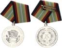 DDR Orden Medaille für treue Dienste in Nationale Volksarmee im Etui -