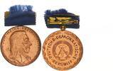 DDR Medaille Pestalozzi-Medaille für treue Dienste in Bronze -