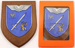 Bundesrepublik Deutschland Wappenschild / Wandschild / Bundeswehr Abzeichen im Karton -