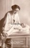 Deutsches Reich Ansichtskarte/Postkarte/Gräfin Ina Maria v. Ruppin mit ihrem Söhnchen/Gemahlin.. -