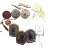 Drittes Reich 1933-1945 Konvolut von 15 Spendenabzeichen des Winterhilfswerkes 2-3