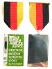 Schützen nach 1945 Teilnehmermedaille am Band -- Deutsche Meisterschaften - Sportschießen, ca. 31 x 49 MM -