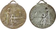 Frankreich tragbare Medaille Bronzeblech Gedenktag der Waisen - Journee des Orphelins, zwei Kinder vor einem Grab, v. Prudhomme, ca. 30,3 MM, Versilberungsre -