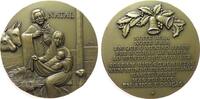 Weihnachten Medaille Bronze Krippenszene - Natal, heilige Familie mit Esel und Kuh im Stall / Mehrzeiler, v. Baltazar 1981, ca. 90 MM, ca. 270 GrammE -