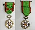 France Décoration officier du mérite agricole Médaille décoration ordre -