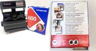 Other Polaroid One Step Close Up 600 Instant Film Vintage Camera w Film Lot of 2 AJ043 -