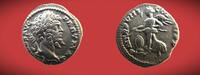Antike / Rom / Römisches Kaiserreich / Roman coins Denar Septimius Severus 193-211 - Rom - Viktoria fliegt n.l. - RIC.150 -