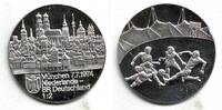 München Medaille München - Fußball WM 1974 in Deutschland -Spielszene -