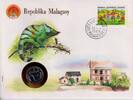 Madagaskar 5 Francs auf Numisbrief Numisbrief Madagaskar - Chamäleon auf Ast - Haus -