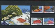 Grenada Grenada 1485-1488, Block 161 postfrisch Muscheln MiNr. 1485-1488, Block 161 postfrisch Muscheln -