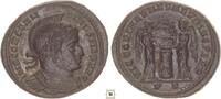 Roman Empire follis Constantine I., Helmeted bust/Two victories holding shield, Ticinium -