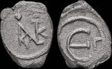 Byzantine decanummium Justin II AE decanummium Large € -