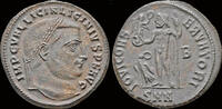 Roman AE follis Licinius I AE follis Jupiter leaning on scepter -