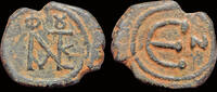 Byzantine decanummium Justin II AE pentanummium Large € -