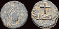 Roman AE nummus 402-450AD Theodosius II AE nummus cross in wreath VF+ 59,00 EUR49,00 EUR  + 10,00 EUR frais d'envoi