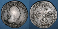 MONNAIES ROYALES 1/2 franc Henri III (1574-1589). au col légèrement dentelé -