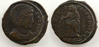 Monnaies de l'empire romain Centenionalis ou Nummus Hélène (mère de Constantin I) Centenionalis ou Nummus R/ SECVRITAS REIPVBLICE (Trèves / Trier 326 2° officine) TB+/TTB -
