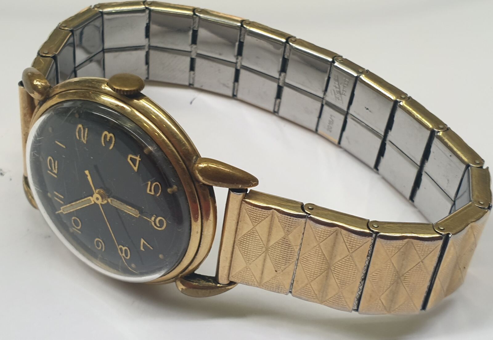 Herrenarmbanduhr vintage aus den 1960-1970 er Jahr Armbanduhr OR Uhr  Handaufzug Armbanduhr Flexiarmband getragen, mit Gebrauchsspuren