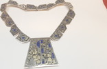 Mexiko Indianerschmuck Halskette kunstvoll emailiert, getragen -