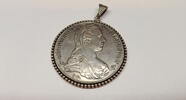 Antik Silbermünze Maria Theresia 833 er Silber Münze Anhänger Sammlerstück -
