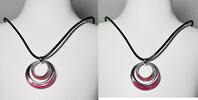  Collier Kette Schwarzer Plastik Halskette mit Metallakzenten und Pinker... 29,00 EUR  + 6,00 EUR frais d'envoi
