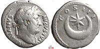   Hadrianus Denarius - Star above Crescent - RIC 202  125,00 EUR  + 10,00 EUR frais d'envoi