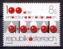 Österreich o 2000 - 8 S 100 Jahre Entdeckung der Blutgruppen -