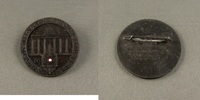 3.Reich Tragbares Abzeichen 1937 -NSKOV REICHSTREFFEN BERLIN- -